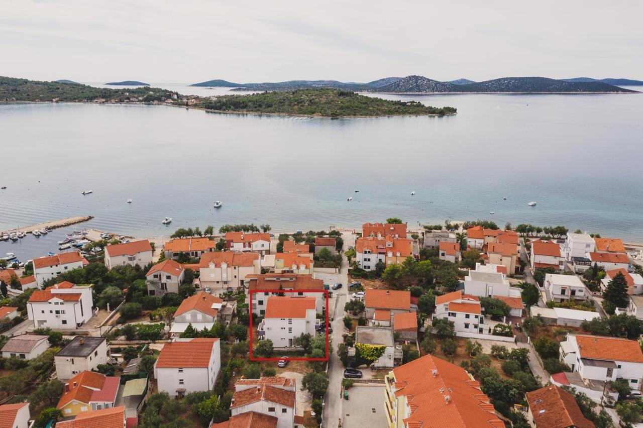 Apartmani Sanja Vodice Kültér fotó