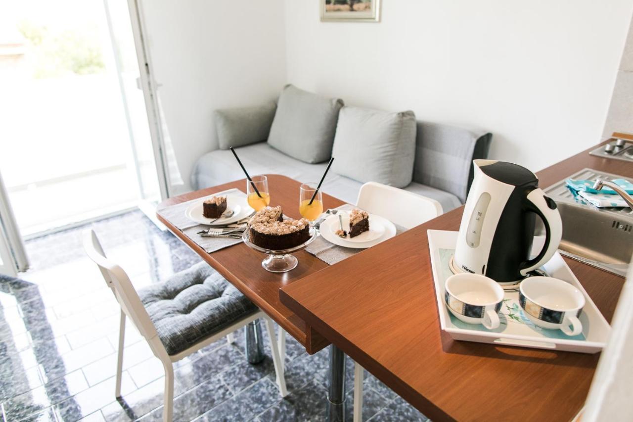 Apartmani Sanja Vodice Kültér fotó