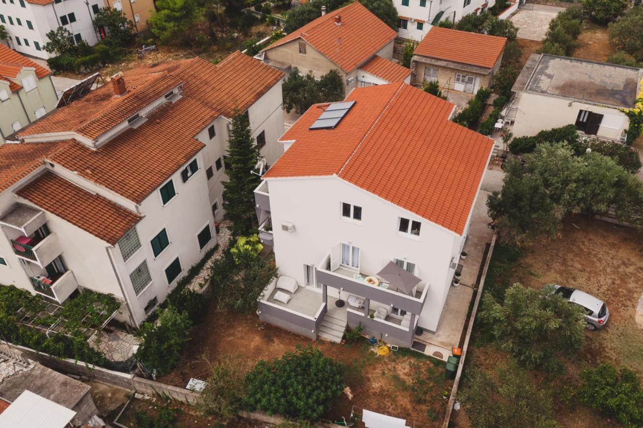 Apartmani Sanja Vodice Kültér fotó