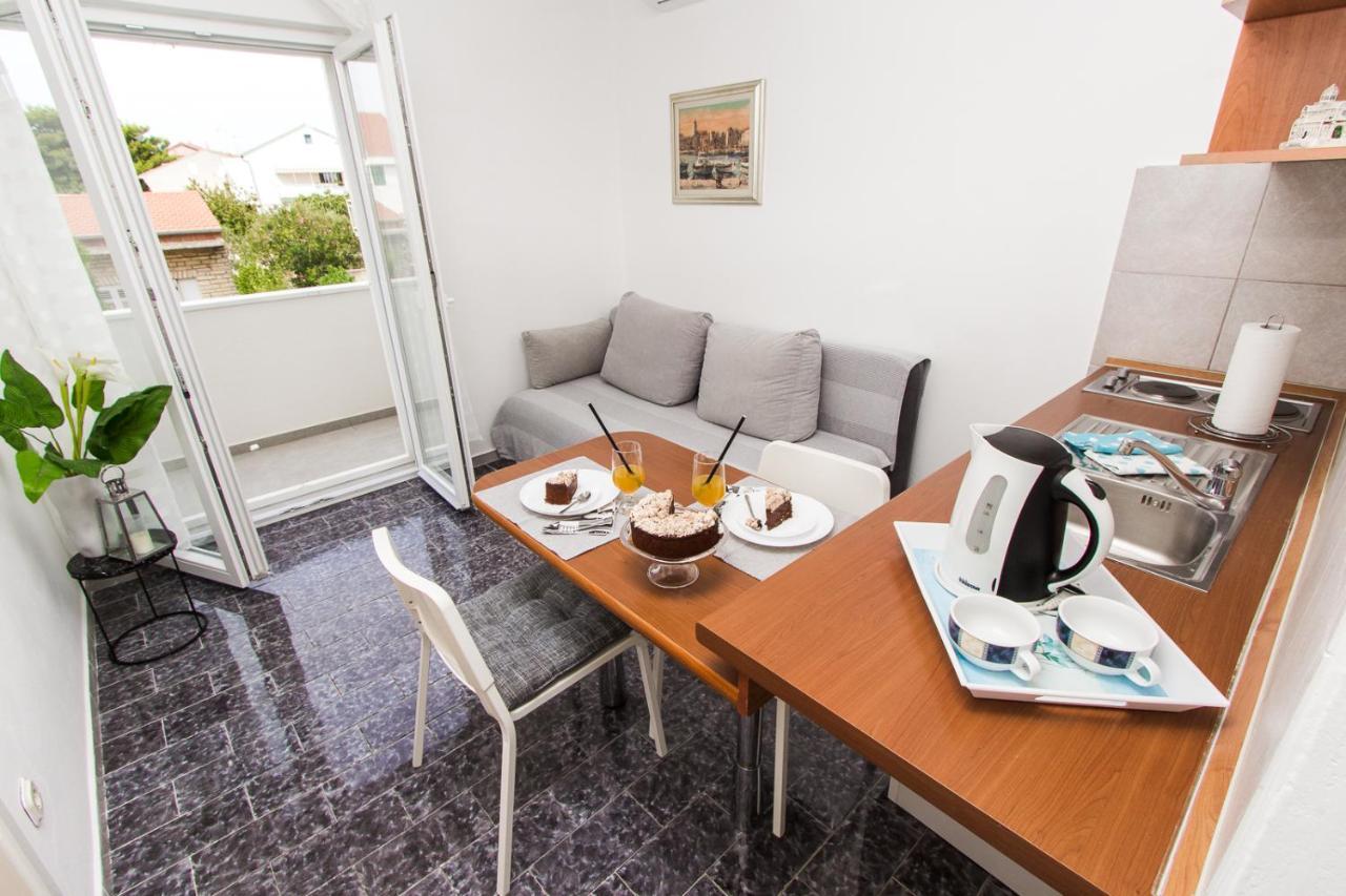 Apartmani Sanja Vodice Kültér fotó