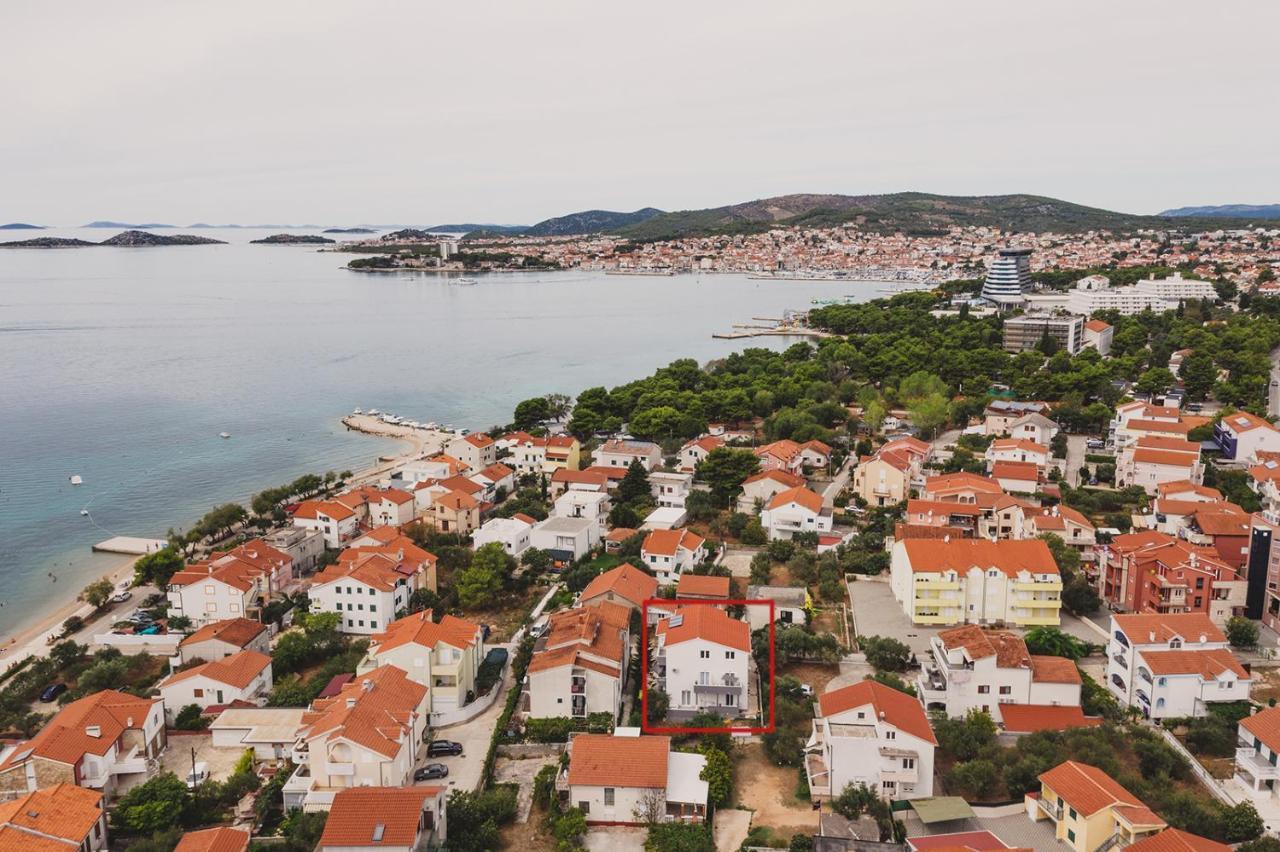 Apartmani Sanja Vodice Kültér fotó